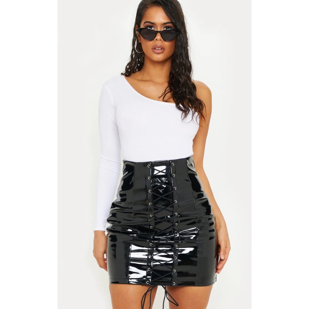 NWT PrettyLittleThing Black Vinyl Lace Up Skirt